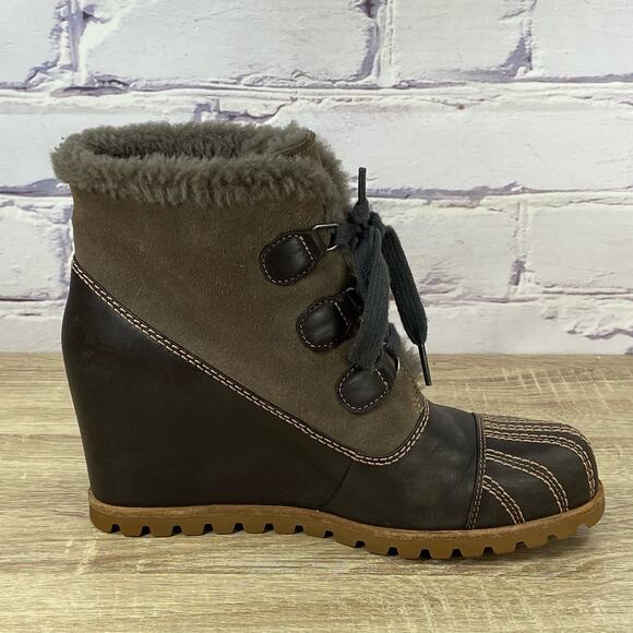 UGG Alasdair Waterproof Wedge Ankle Boots Women's Size 8 Brown Leather Lace Up - Picture 6 of 10